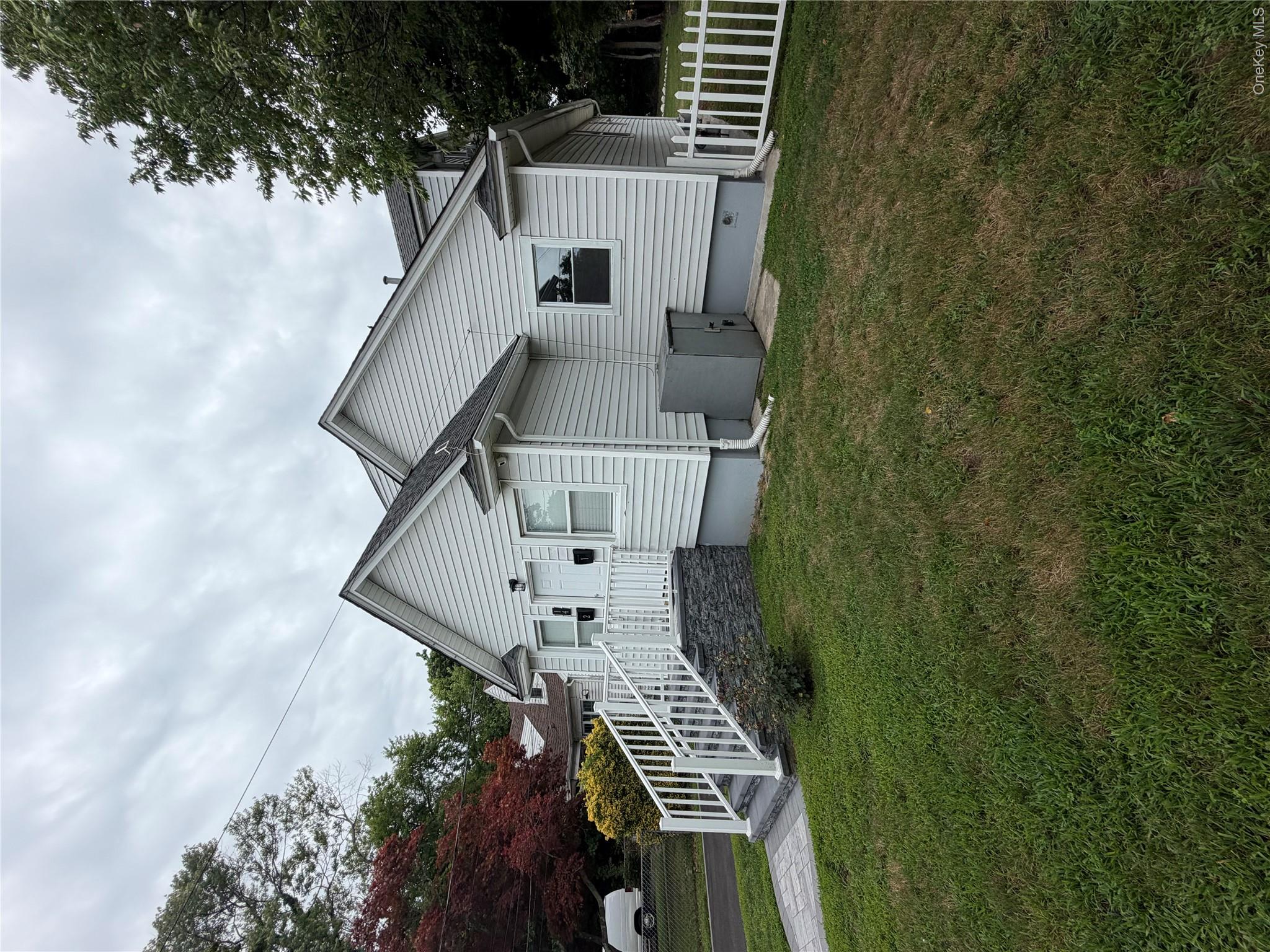 14 Perkal Street – For Rent photo 2