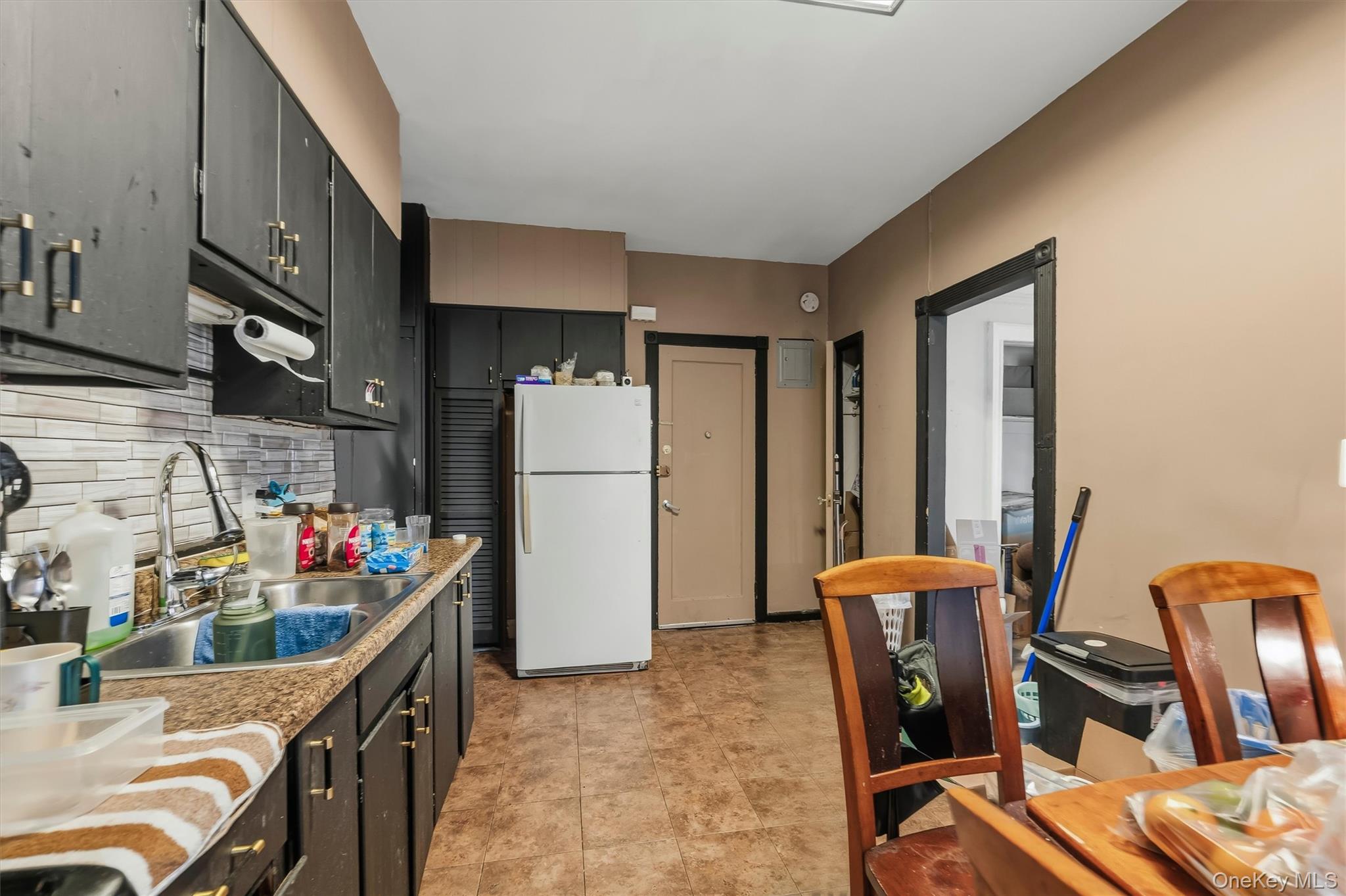 1149 Croes Avenue – For Sale photo 7