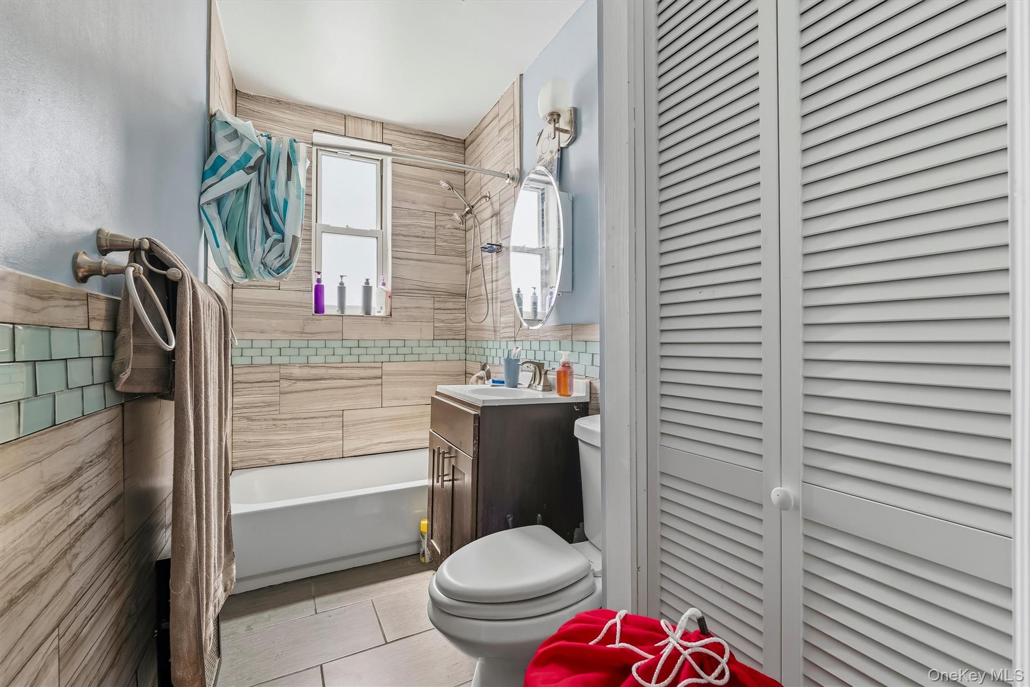 1149 Croes Avenue – For Sale photo 10