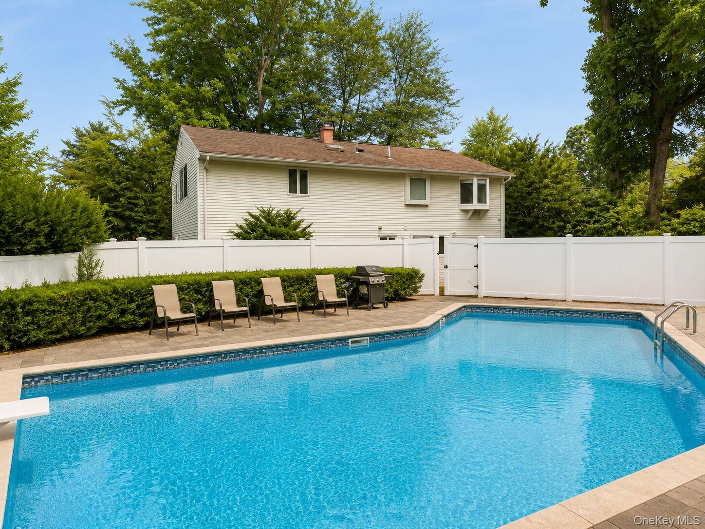 132 Hilltop Road – For Sale photo 10