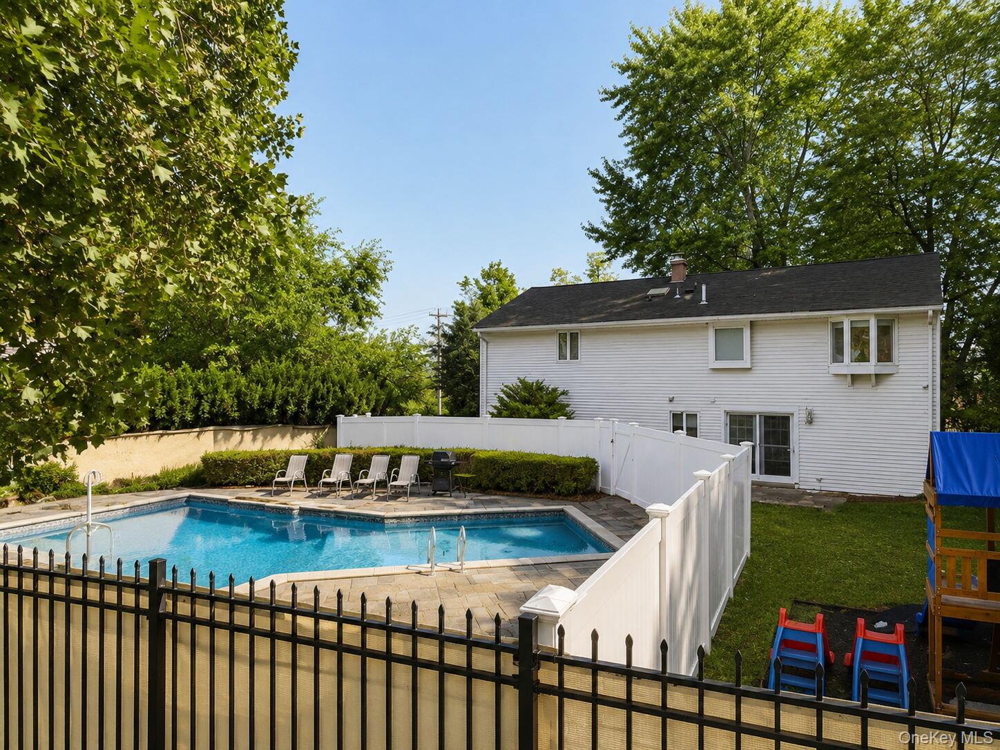 132 Hilltop Road – For Sale photo 13