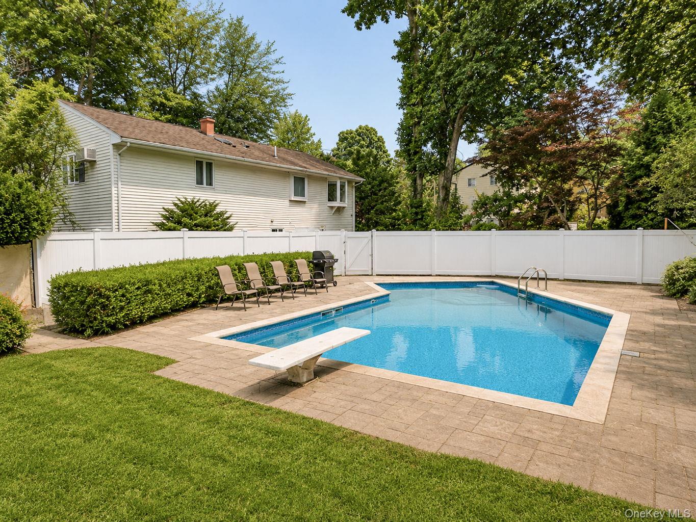132 Hilltop Road – For Sale photo 15