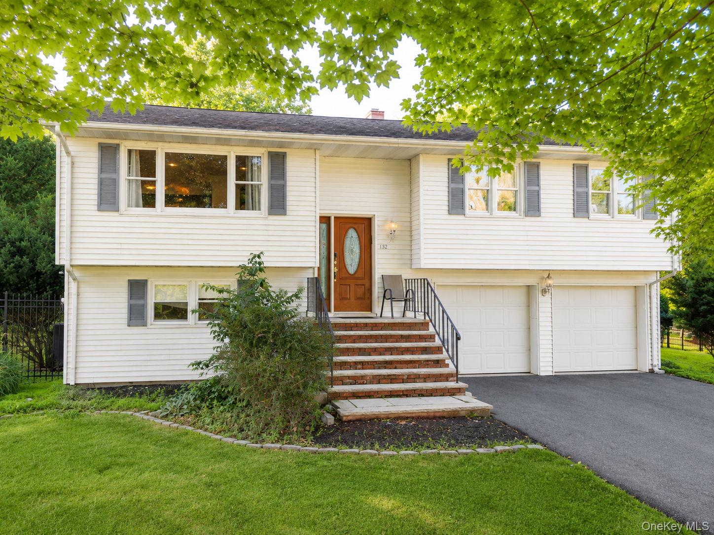 132 Hilltop Road – For Sale