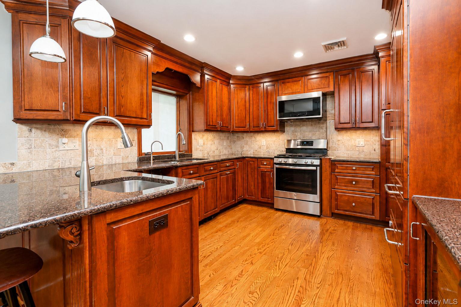 132 Hilltop Road – For Sale photo 29