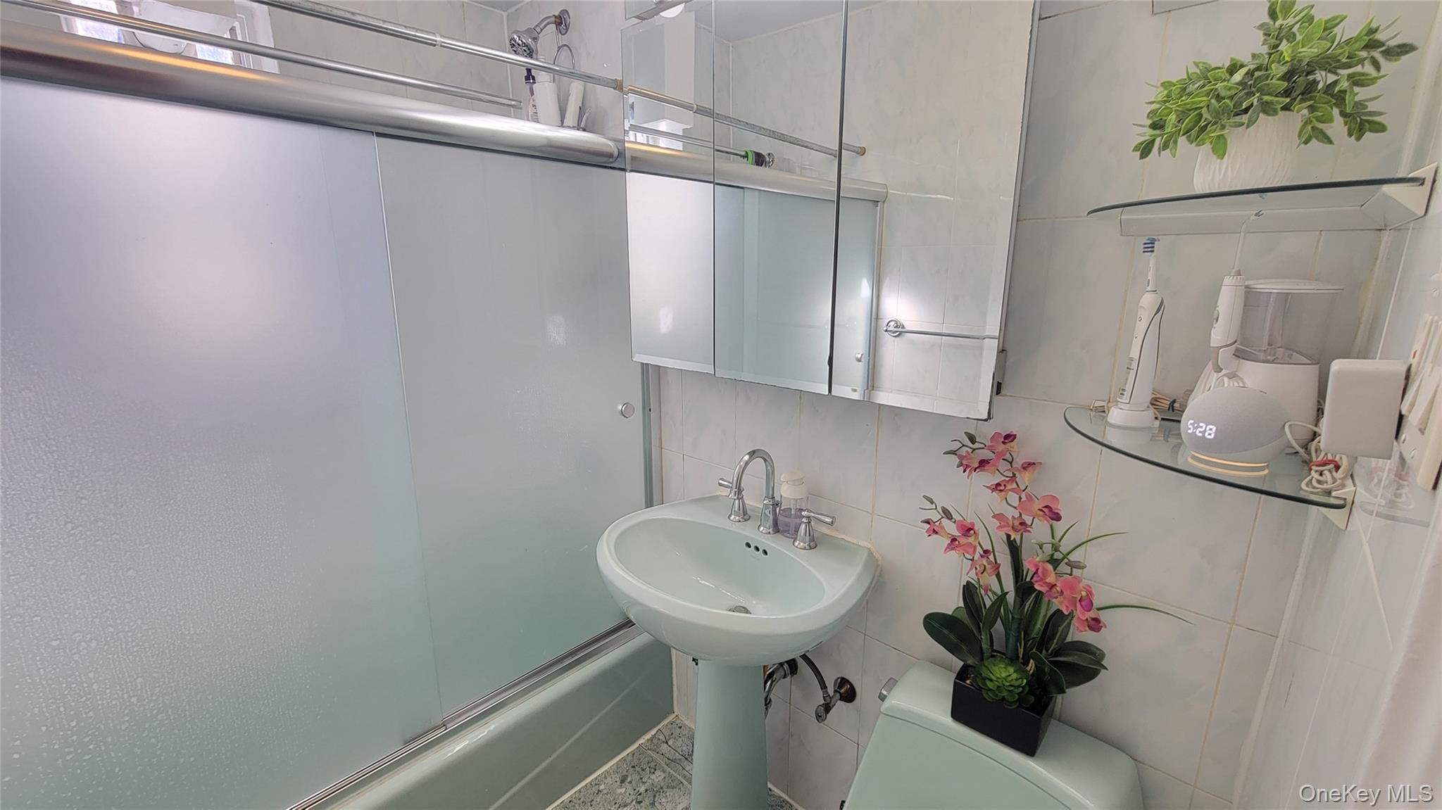 65-30 Grand Central Parkway, Unit 1A photo 15
