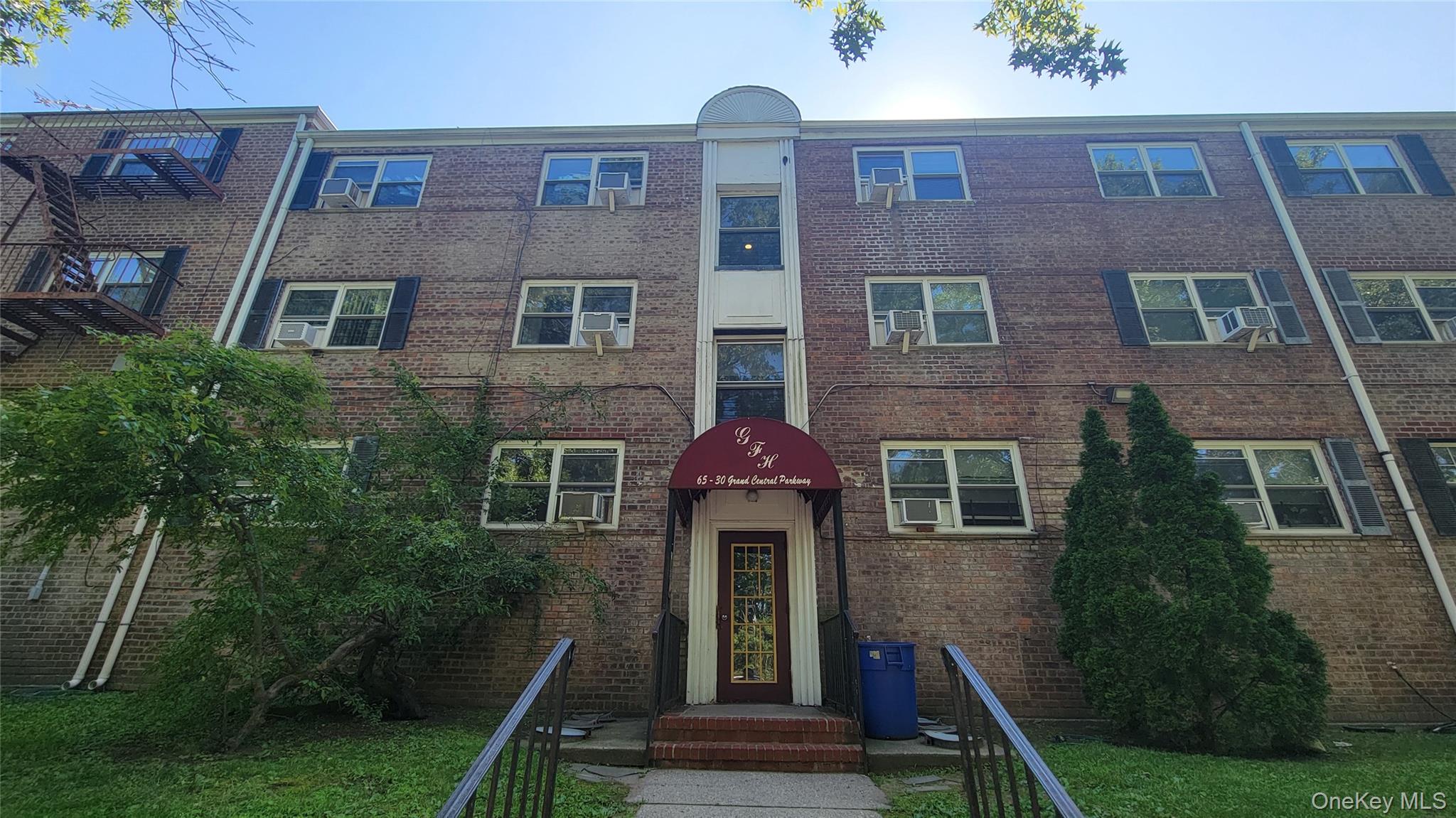 65-30 Grand Central Parkway, Unit 1A photo 18