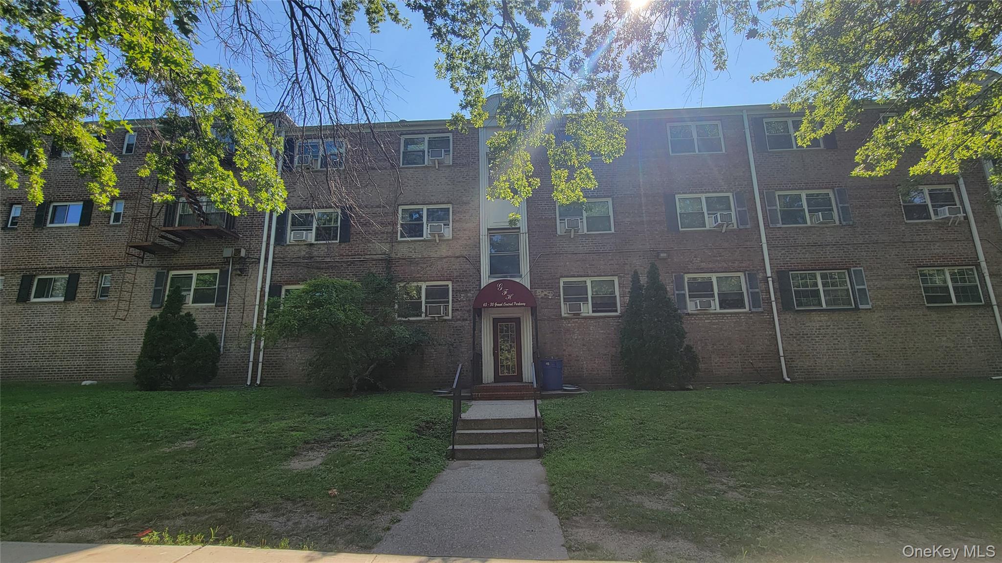 65-30 Grand Central Parkway, Unit 1A photo 20