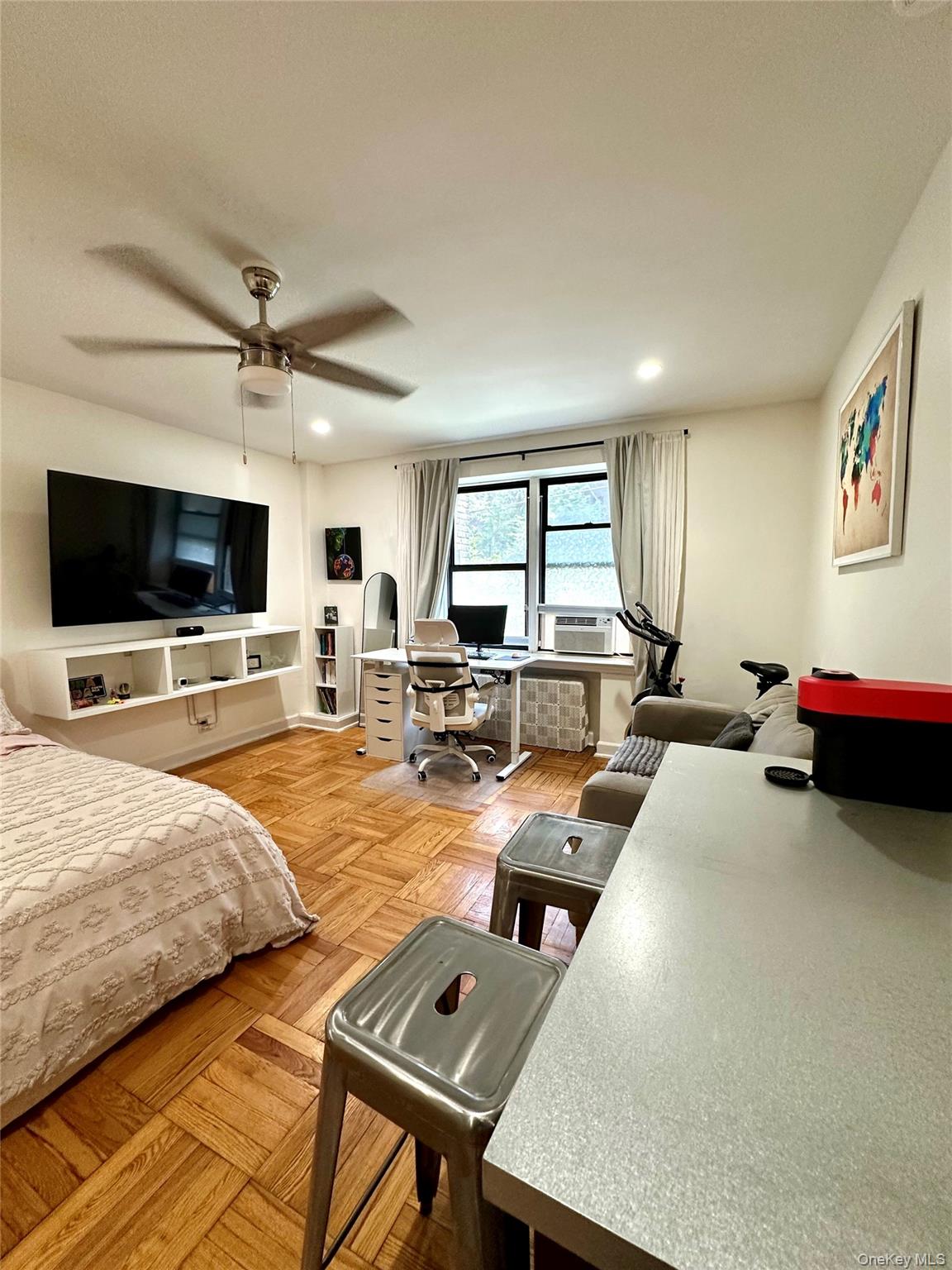 101 Ellwood Avenue, Unit 1E photo 8