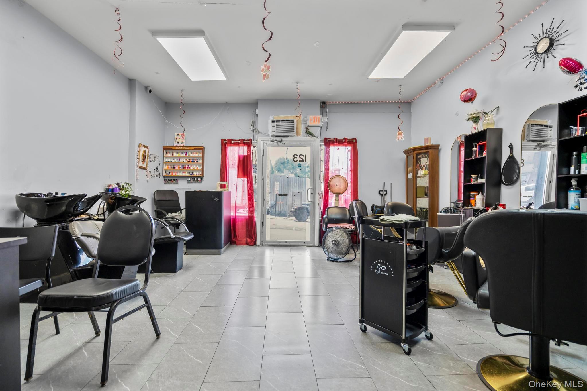 123 Elm Street – For Rent photo 5