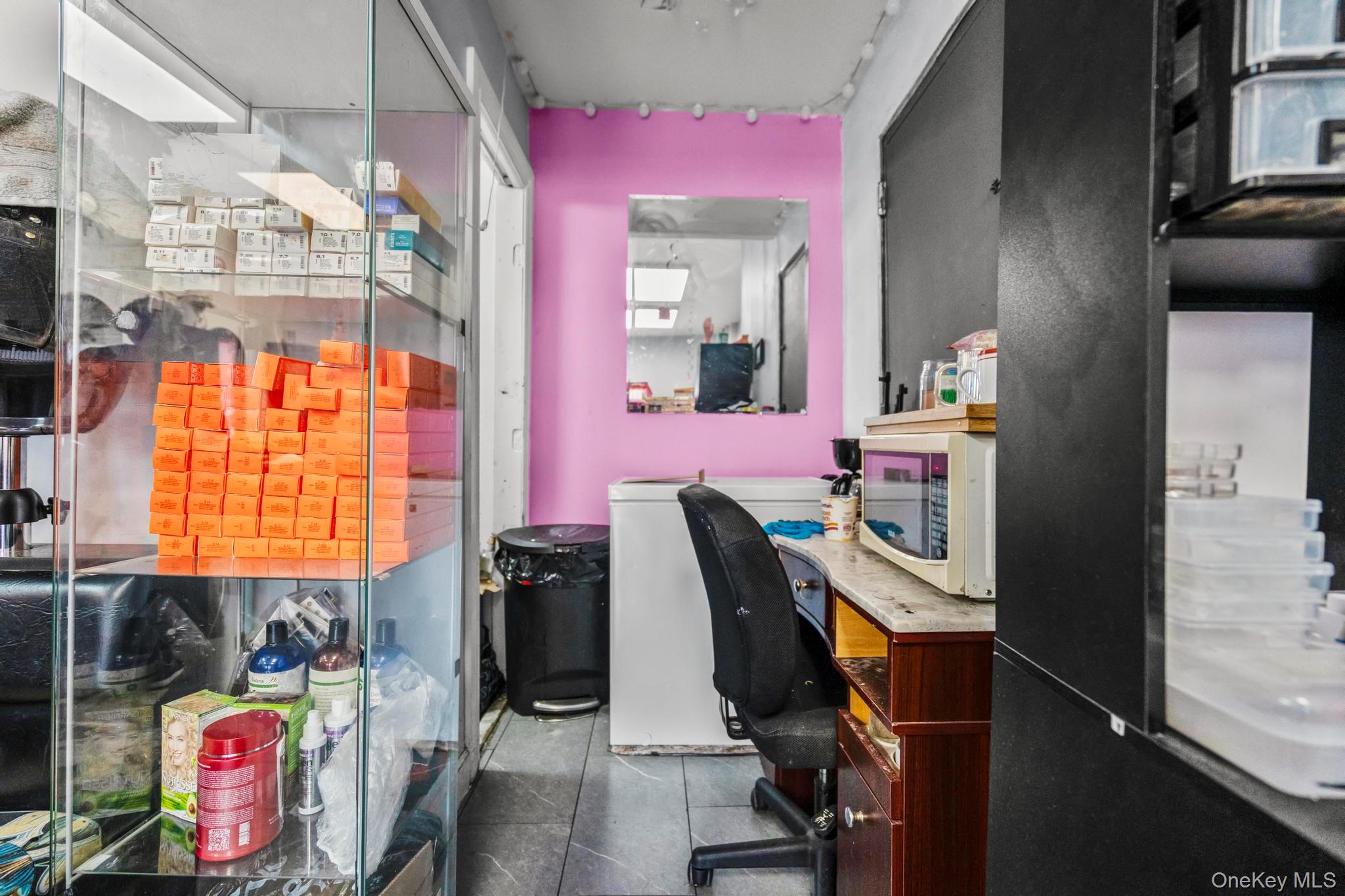 123 Elm Street – For Rent photo 9