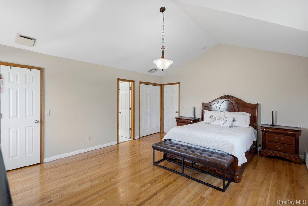 2066 Washington Avenue – For Sale photo 34