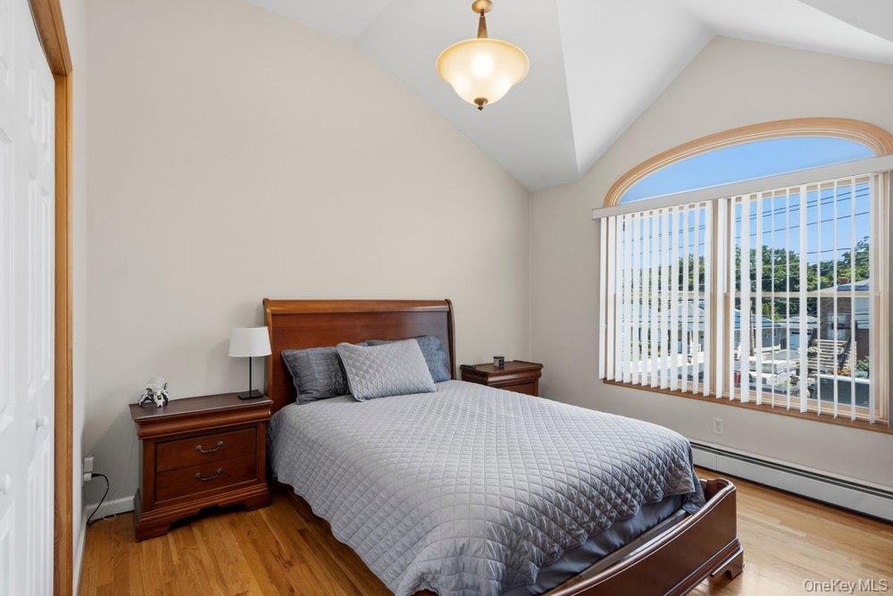 2066 Washington Avenue – For Sale photo 27