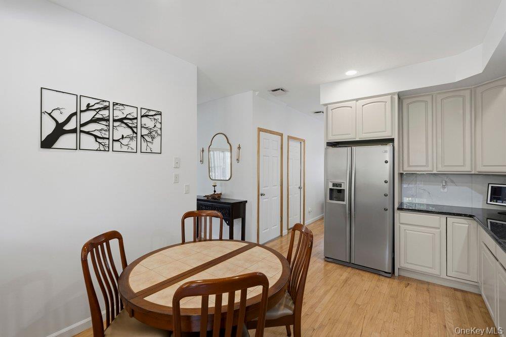 2066 Washington Avenue – For Sale photo 16