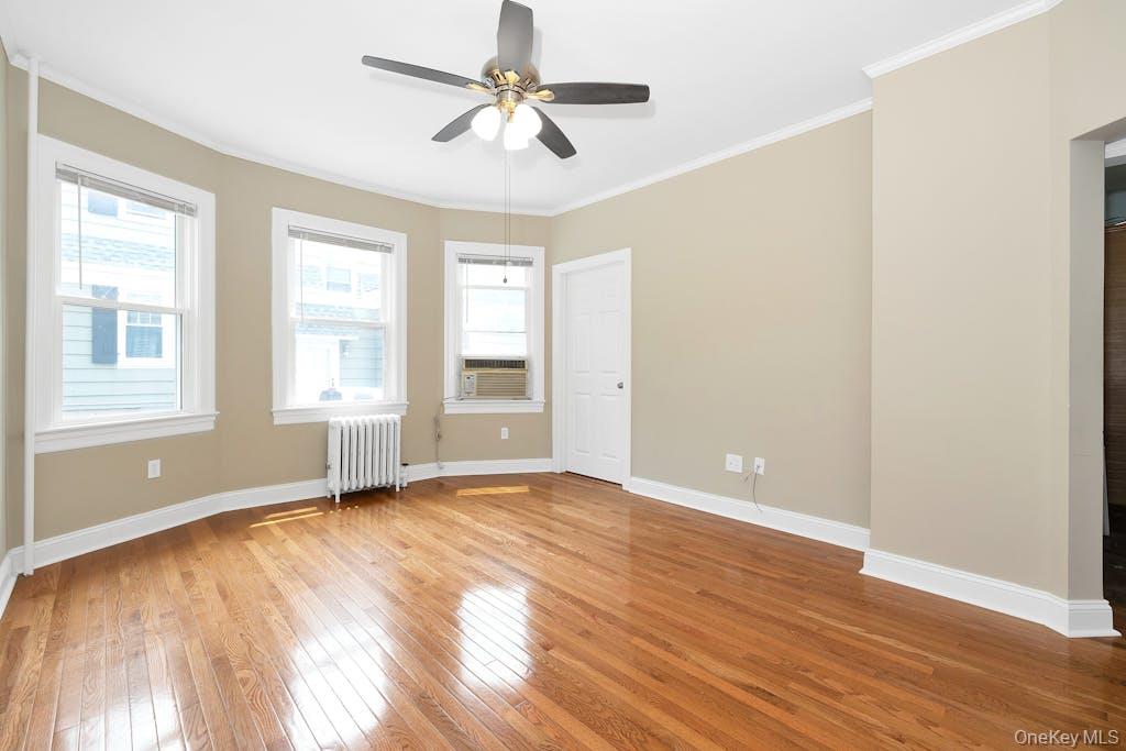 747 Pelhamdale Avenue, Unit 1 photo 5