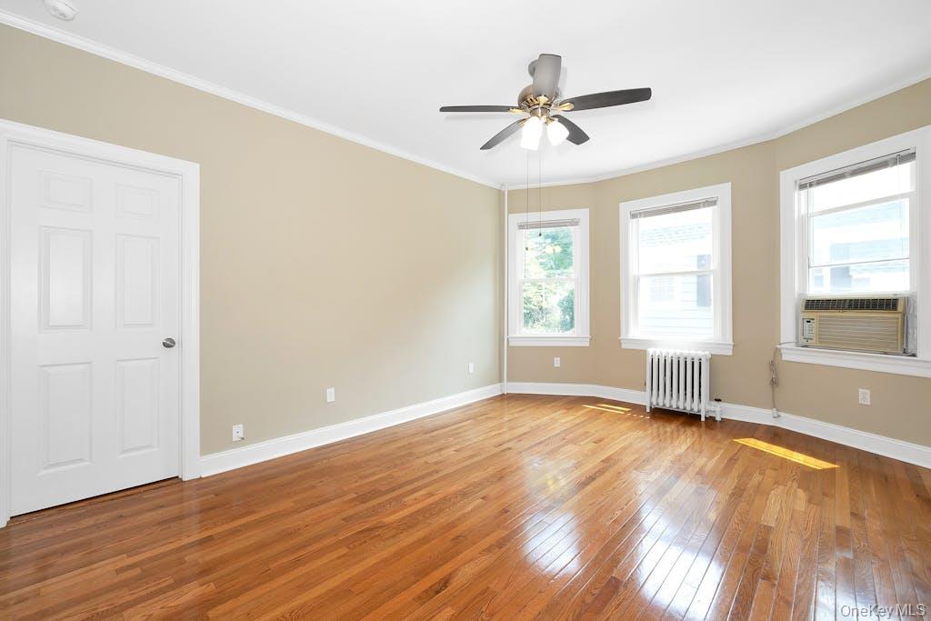 747 Pelhamdale Avenue, Unit 1 photo 4
