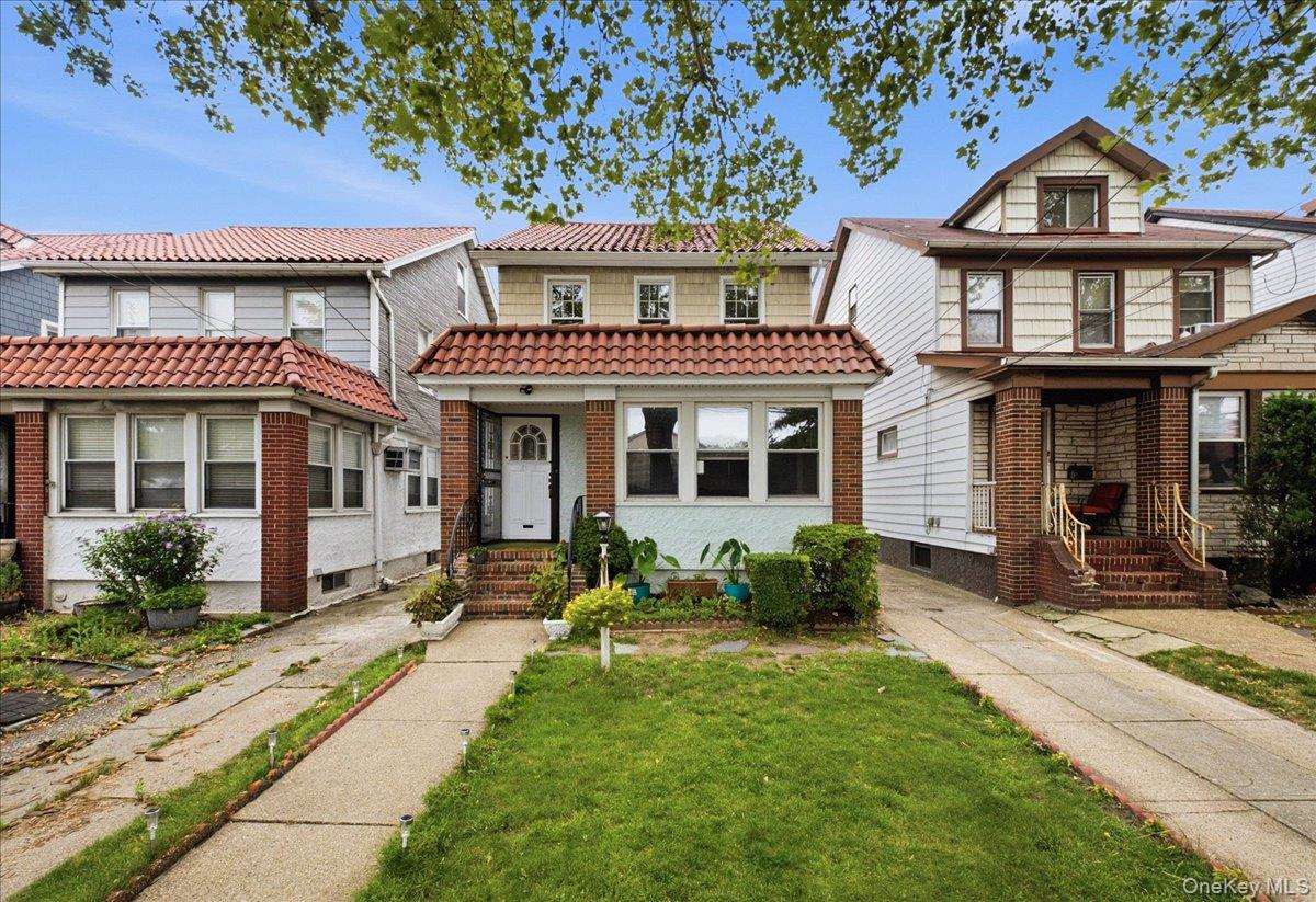 80-25 Woodhaven Boulevard – For Sale