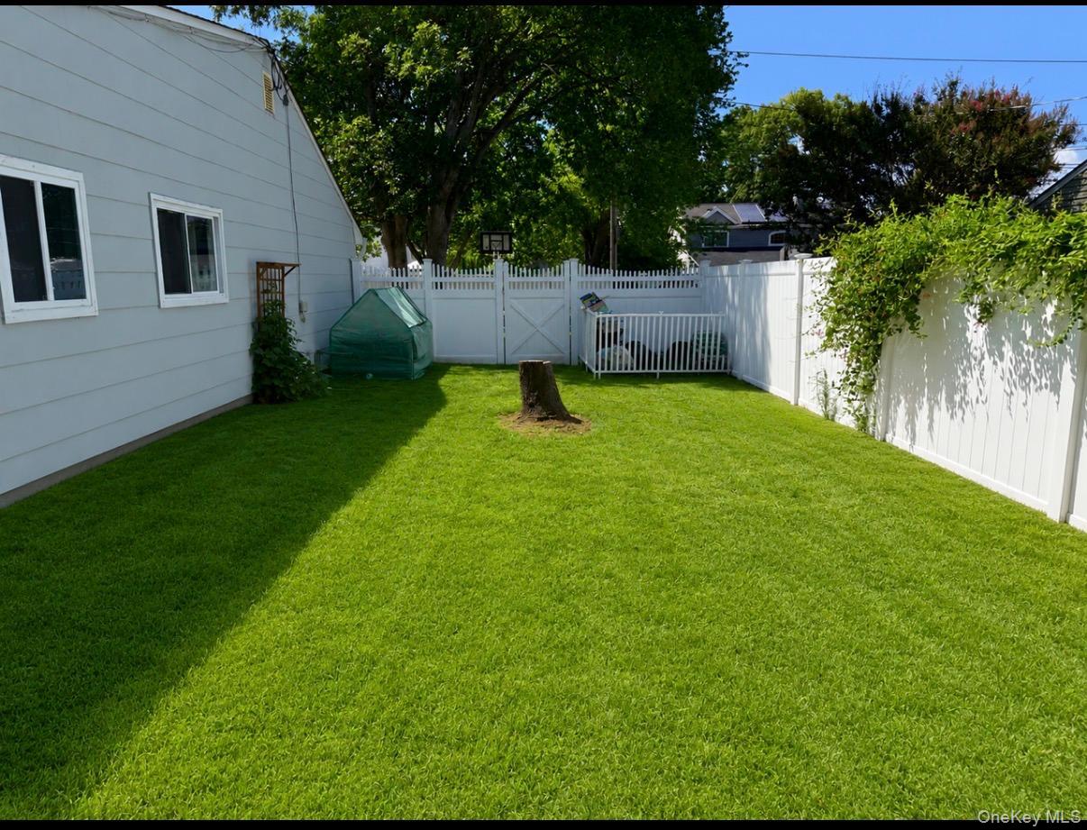 65 Biscayne Drive – For Sale photo 19