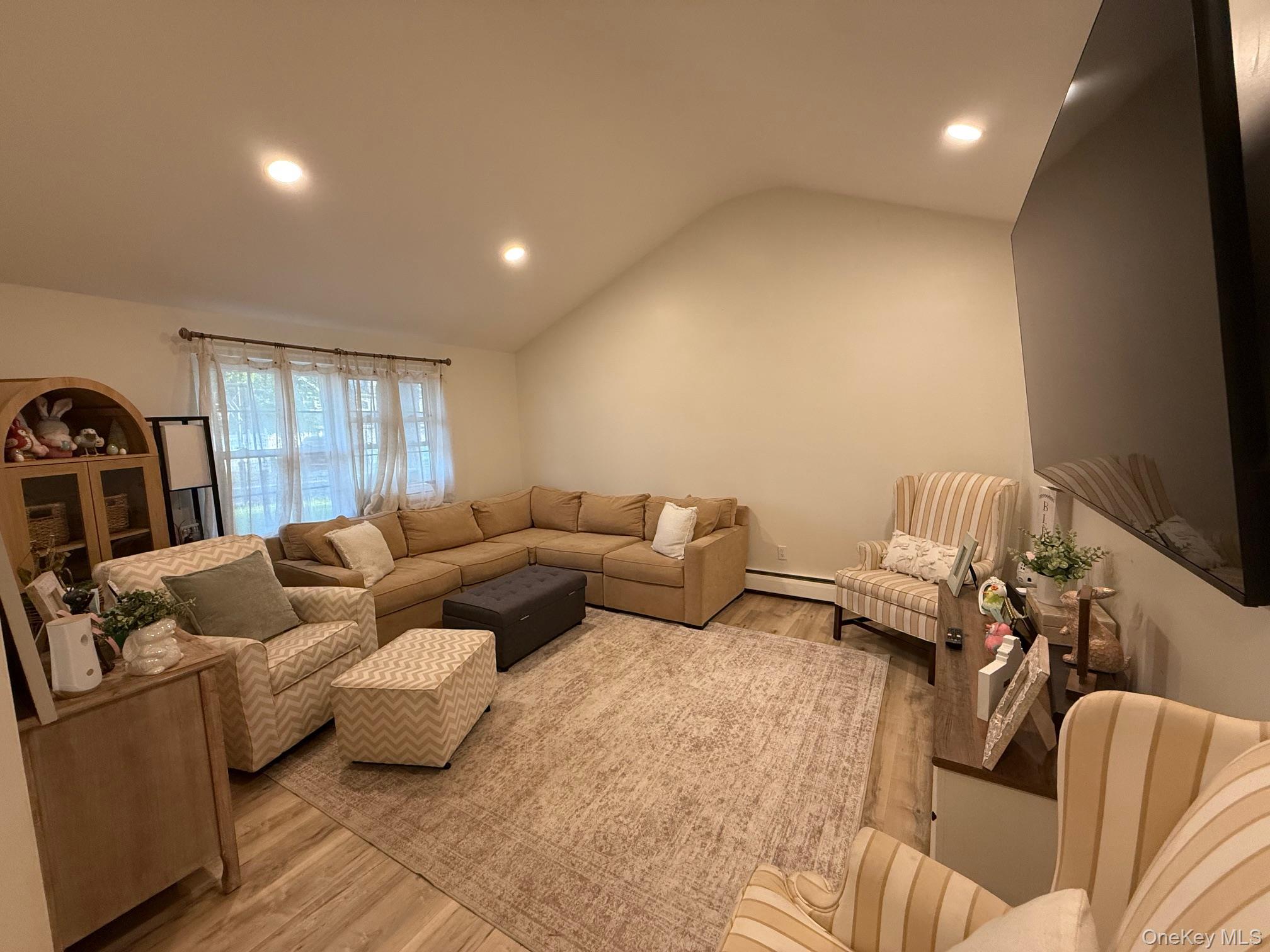 65 Biscayne Drive – For Sale photo 4