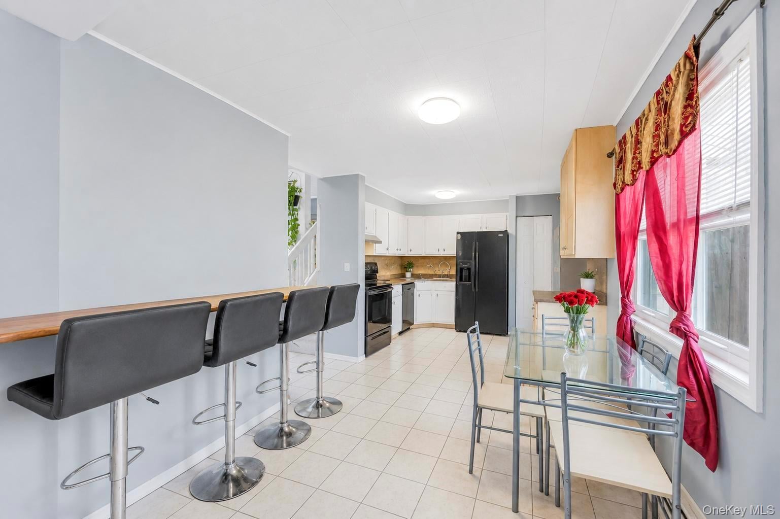 12 Handy Lane – For Sale photo 25