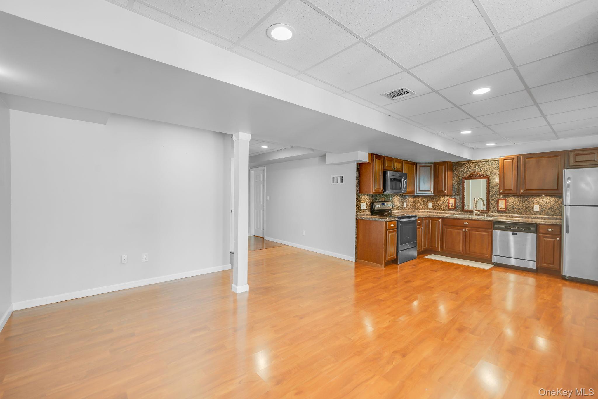 3 Dover Court – For Sale photo 36