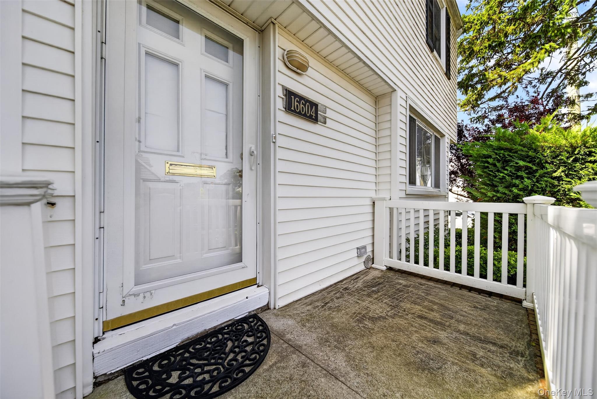 166-04 22nd Avenue – For Sale photo 4
