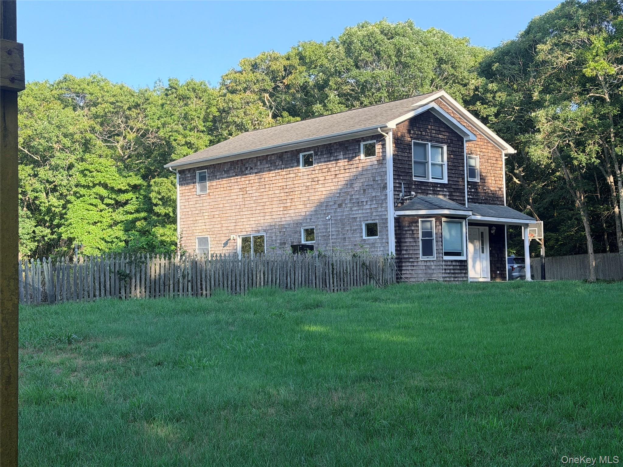 484 N Magee Street – For Rent photo 28