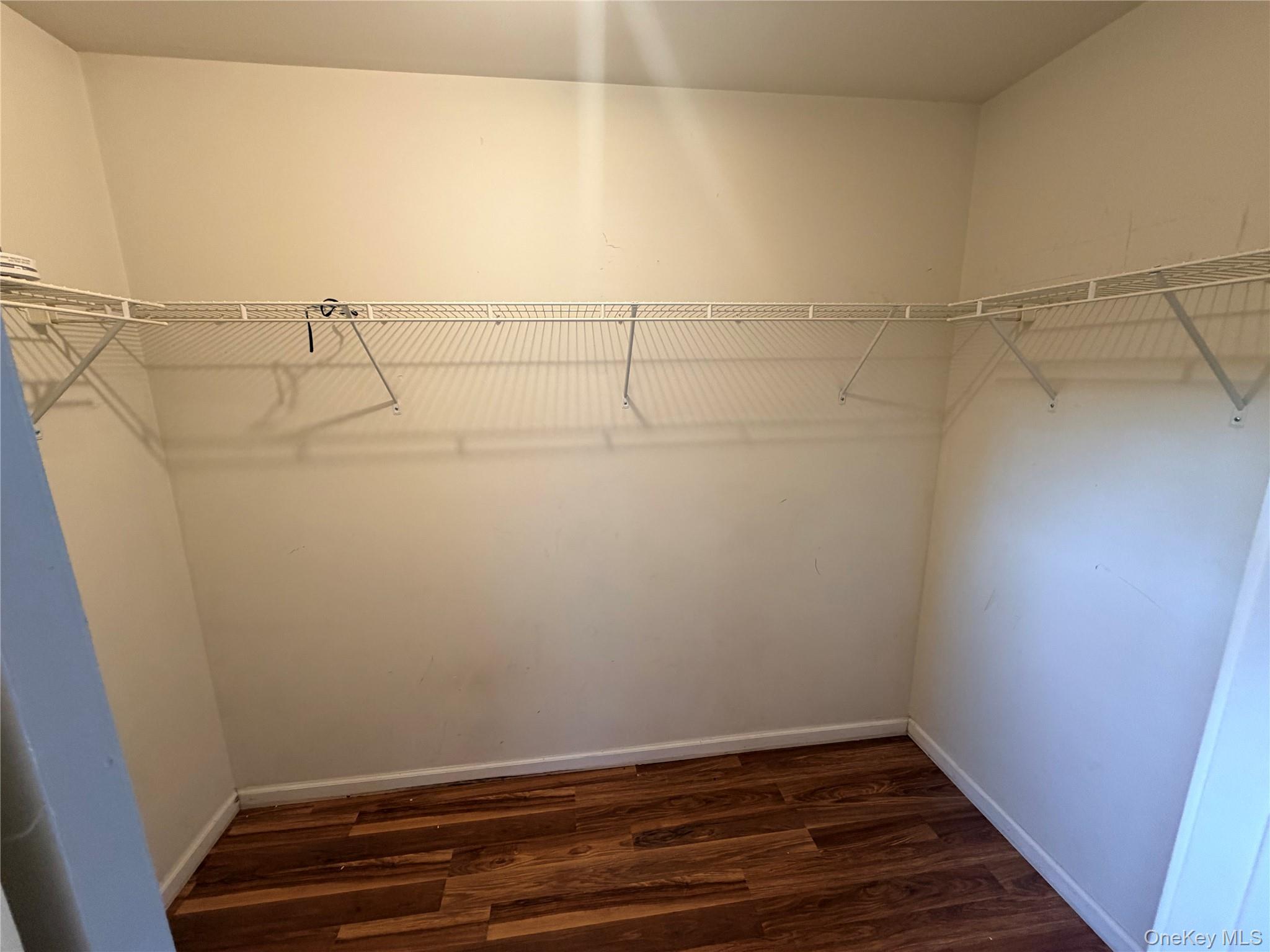 484 N Magee Street – For Rent photo 21