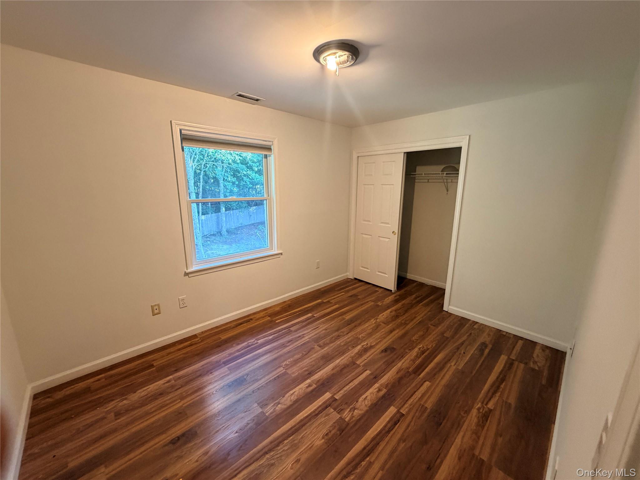 484 N Magee Street – For Rent photo 17