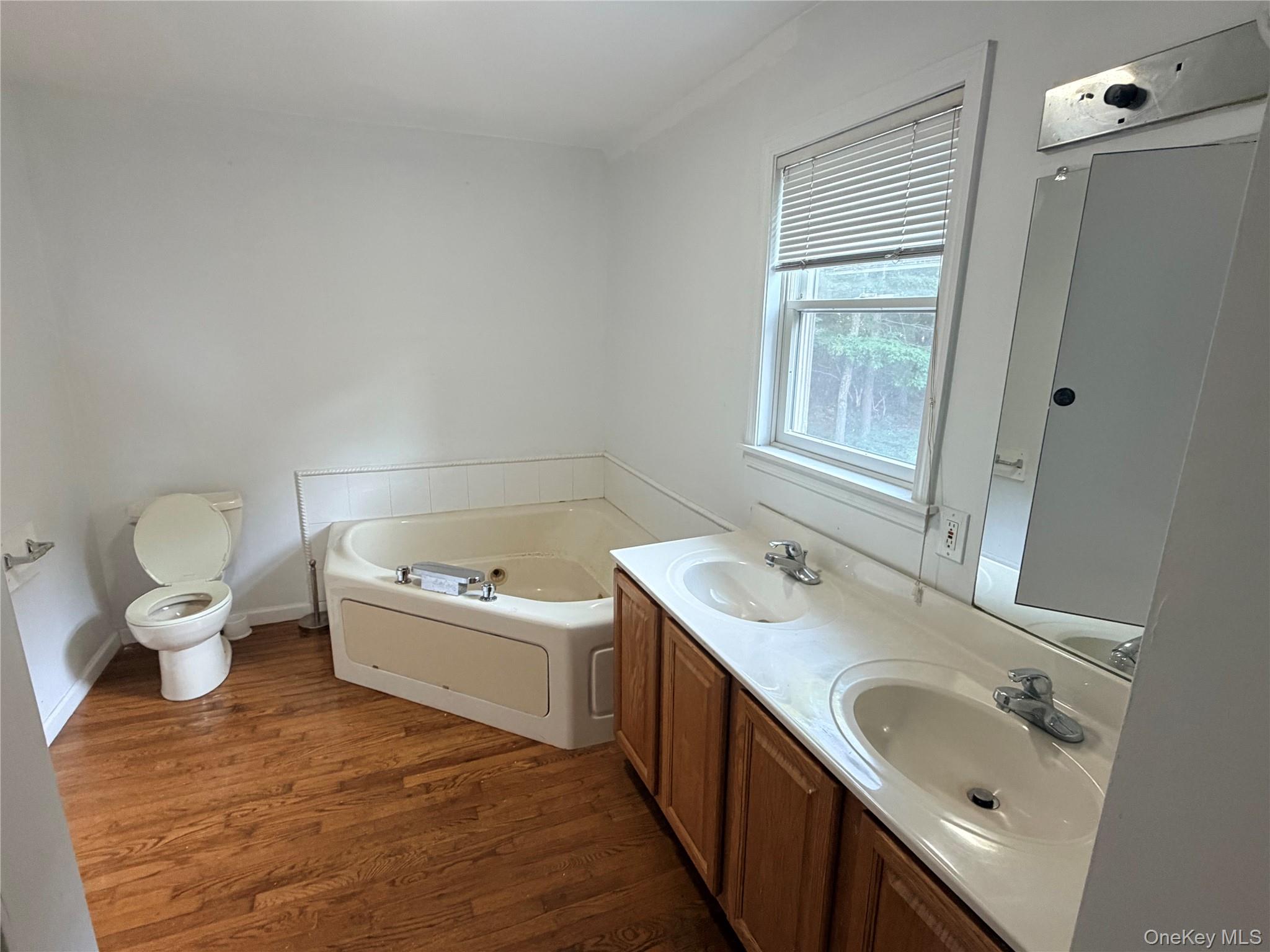 484 N Magee Street – For Rent photo 18