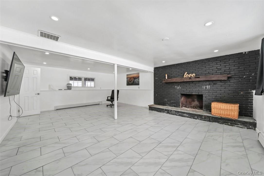 7 Lakeview Drive – For Sale photo 15