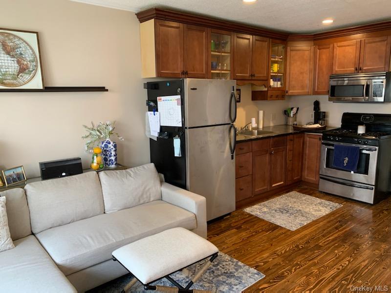 65 W Broadway, Unit 7B photo 6