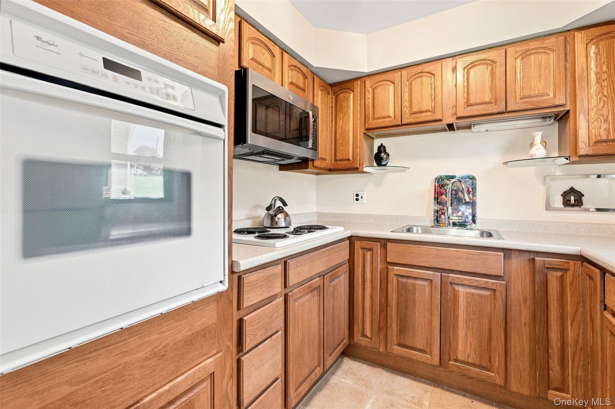 39 Sussex Drive, Unit B photo 15