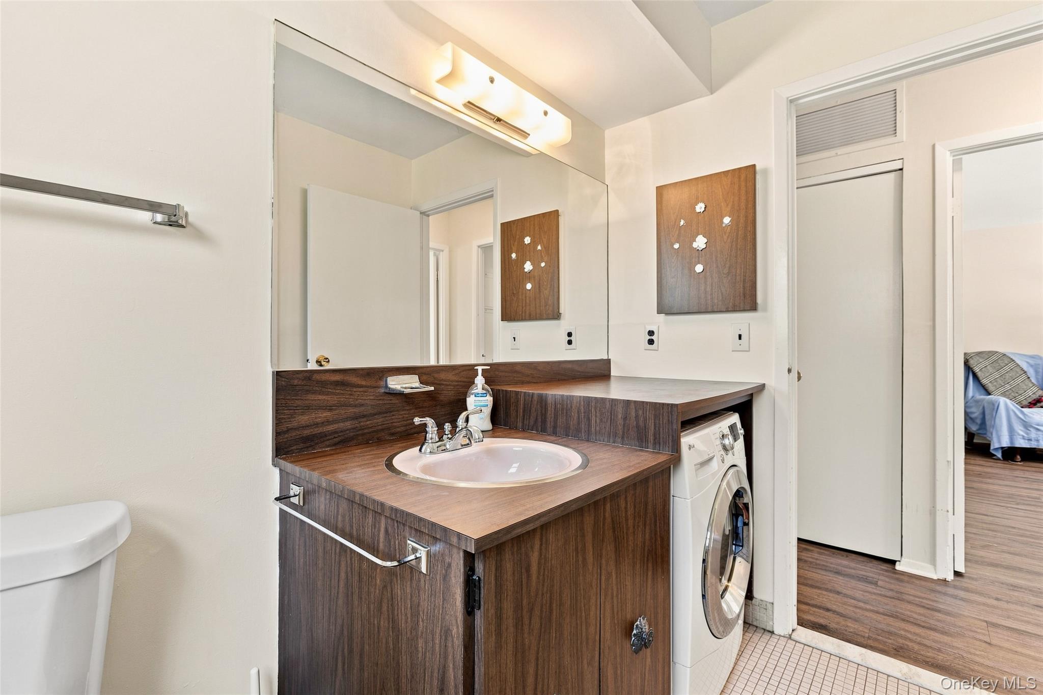 39 Sussex Drive, Unit B photo 21