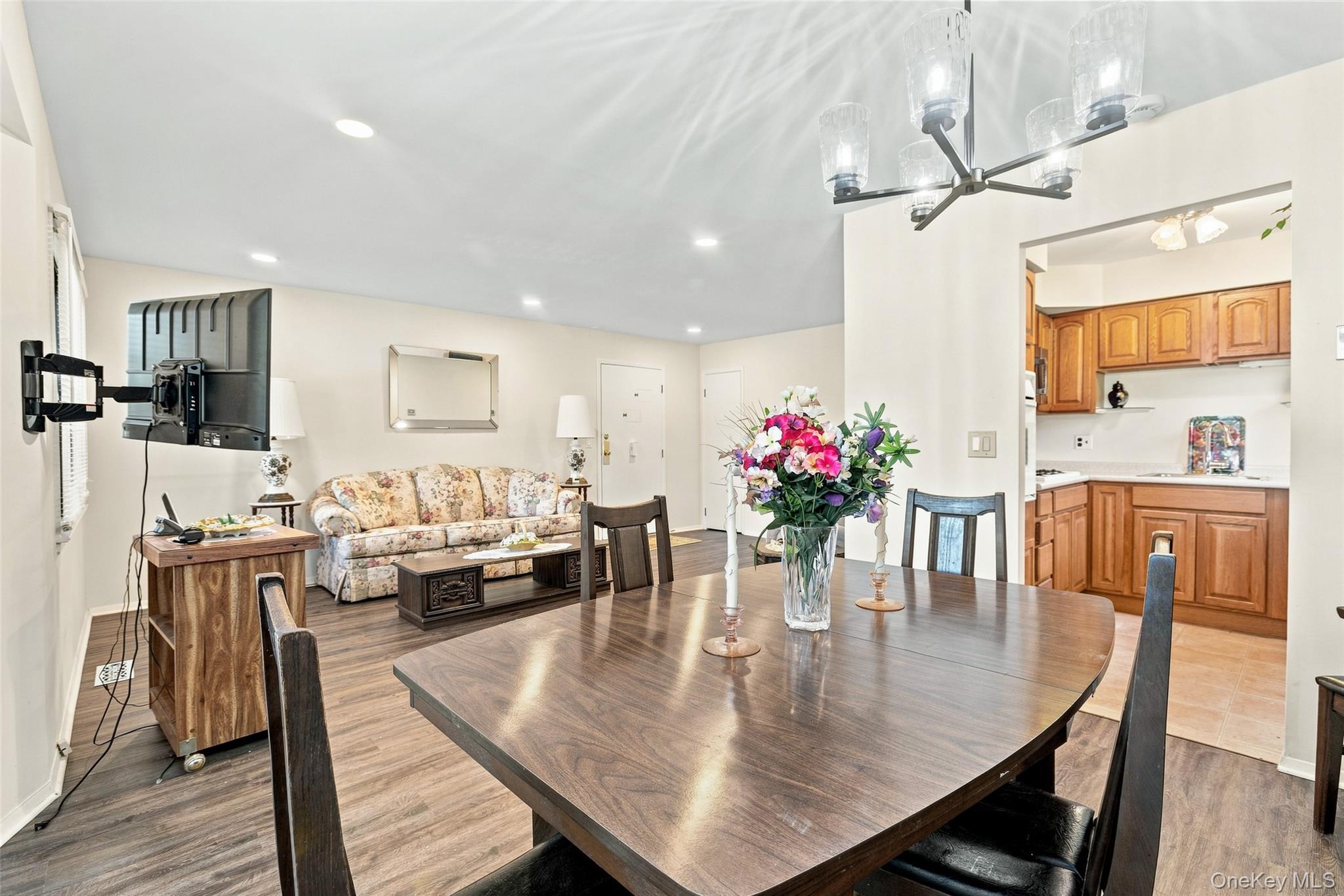 39 Sussex Drive, Unit B photo 11