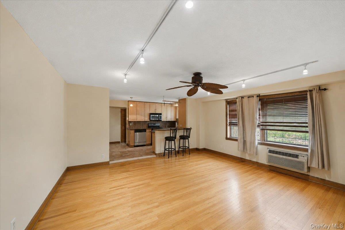 6291 Broadway, Unit A6 photo 9