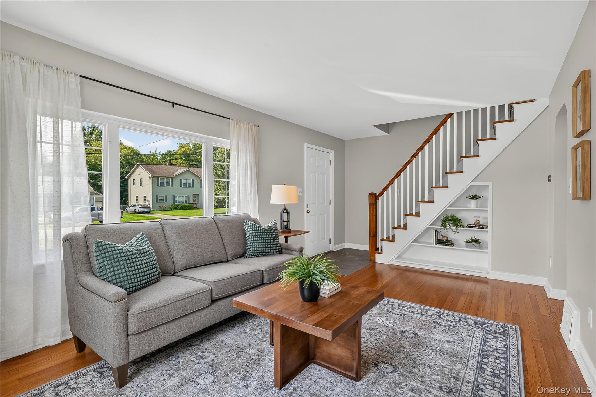 6 Broad Street – For Sale photo 5
