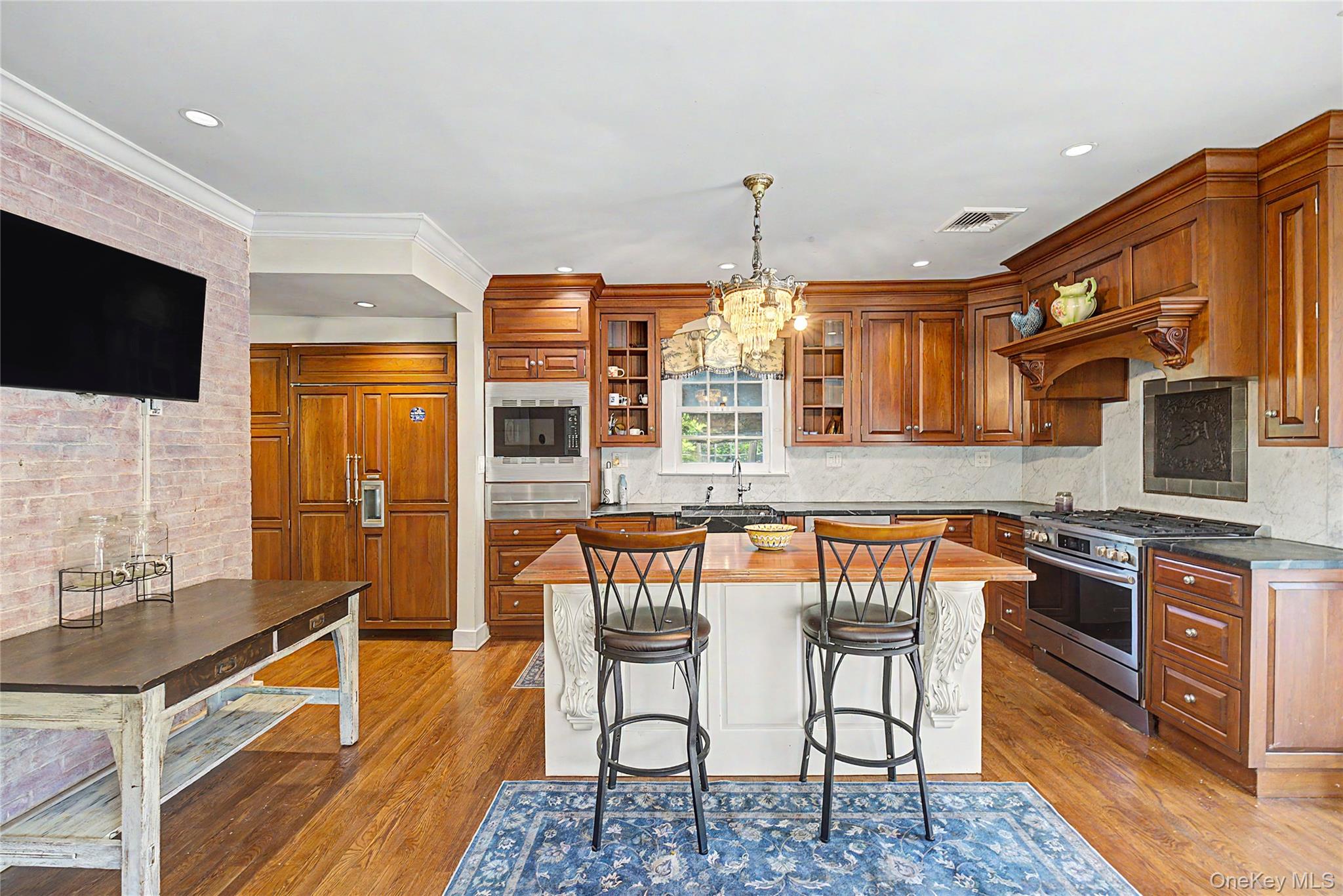 1120 Shore Road – For Sale photo 40