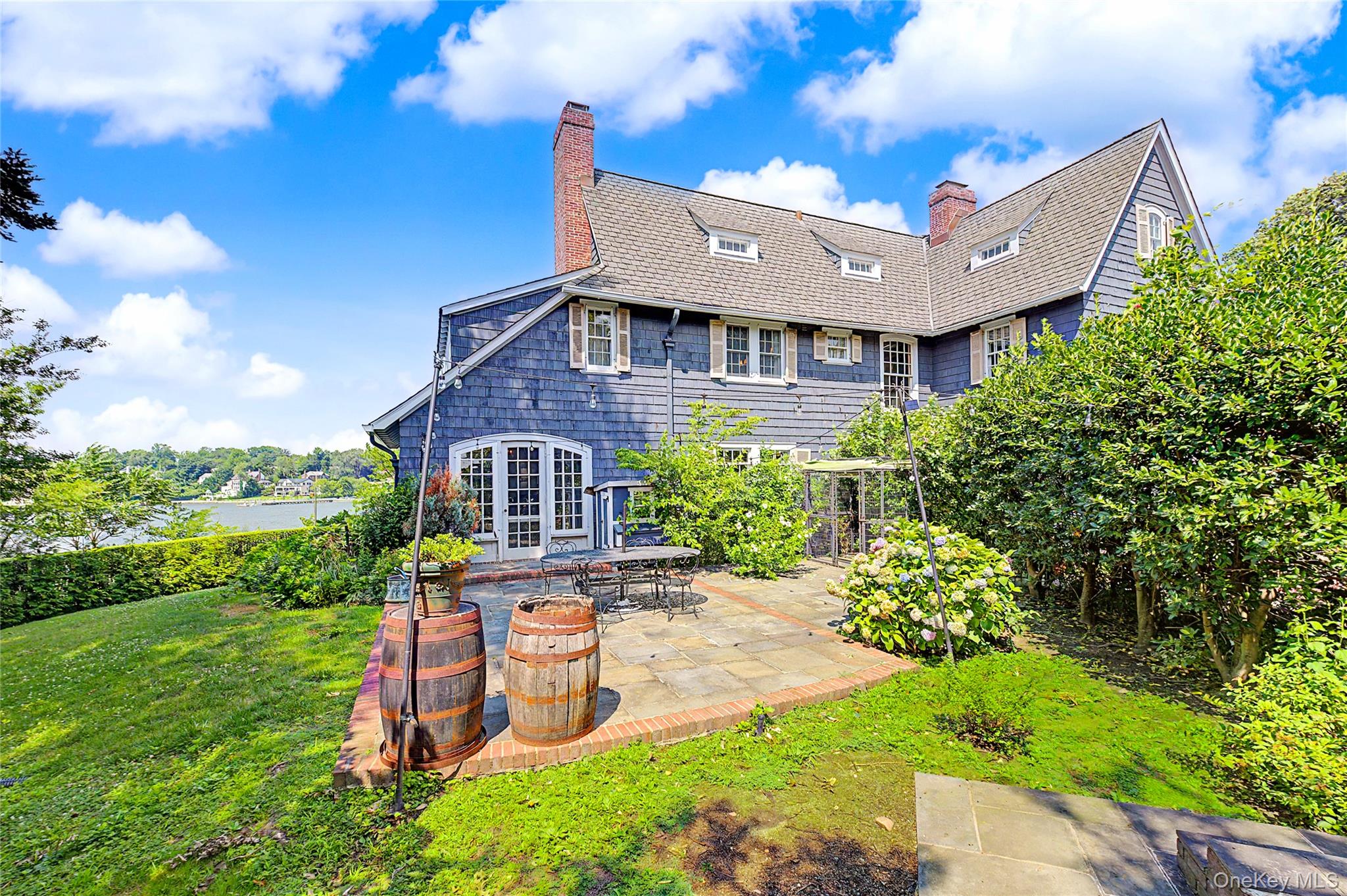 1120 Shore Road – For Sale photo 14
