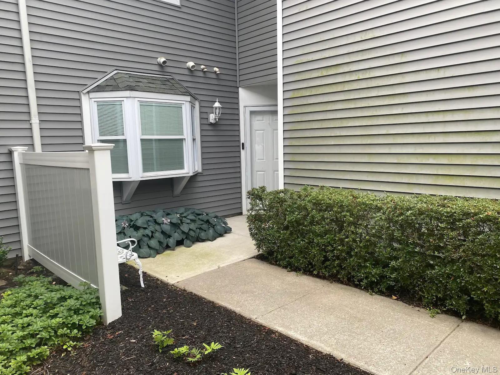 132 Captains Court – For Sale photo 4