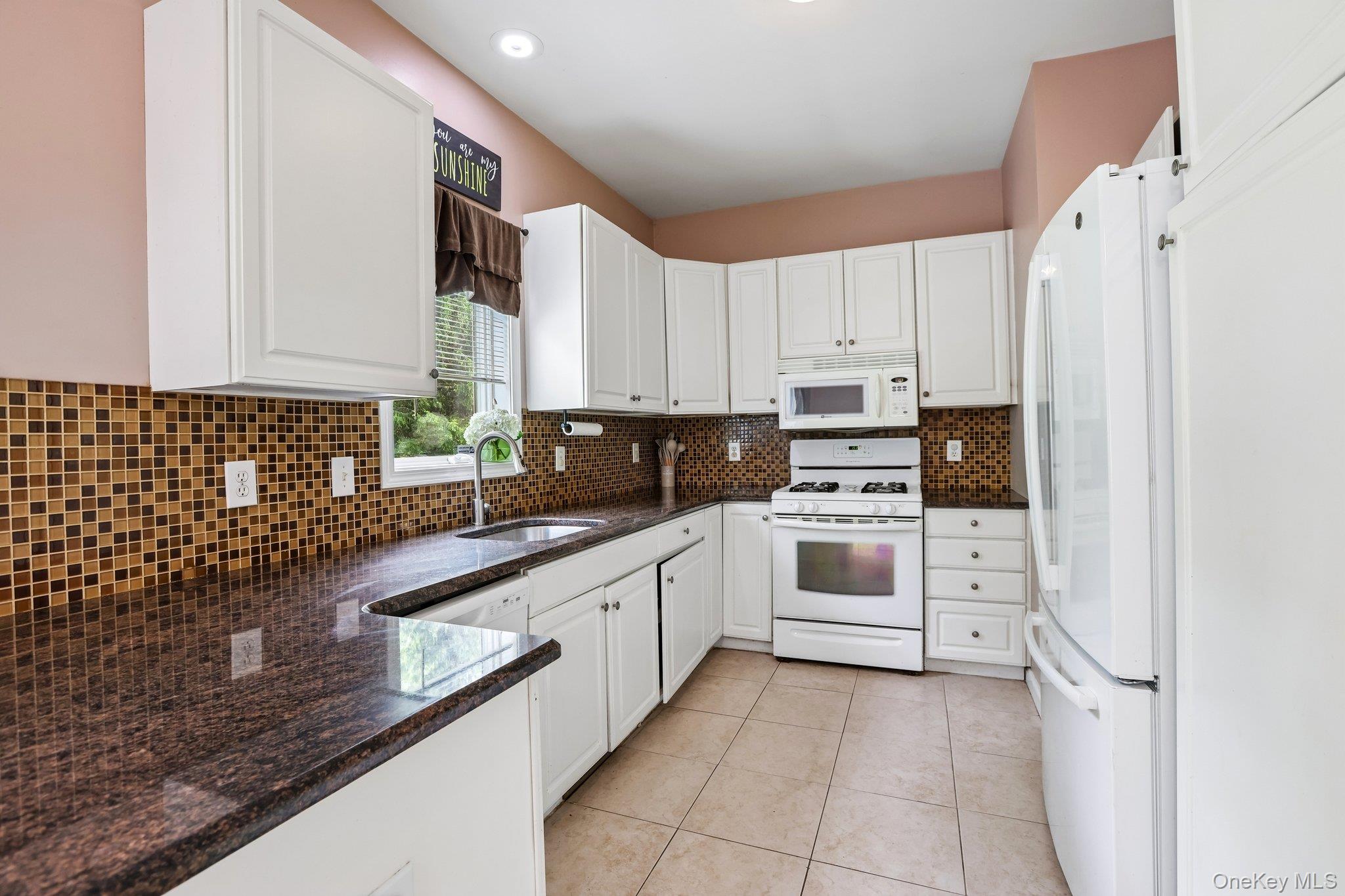 47 Leif Boulevard – For Sale photo 9
