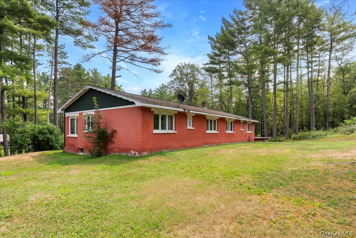 24 Alpine Drive – For Sale photo 2