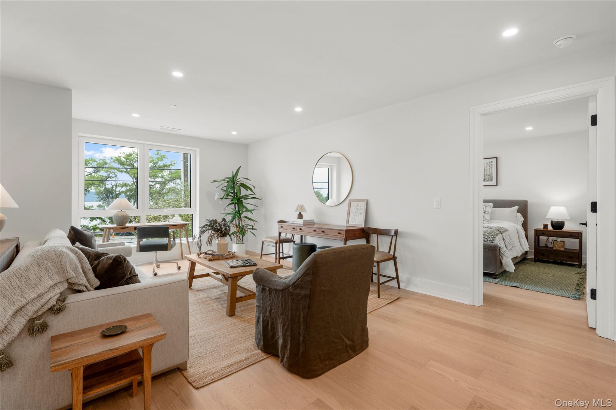 25 S Riverside Avenue, Unit 305 photo 23