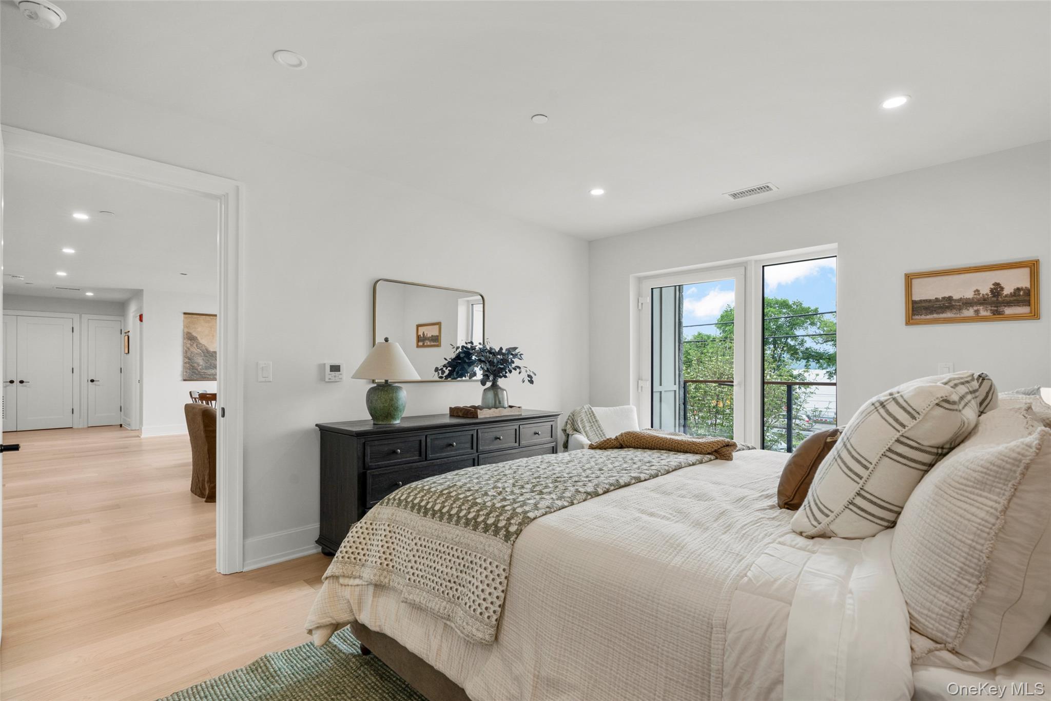 25 S Riverside Avenue, Unit 305 photo 25