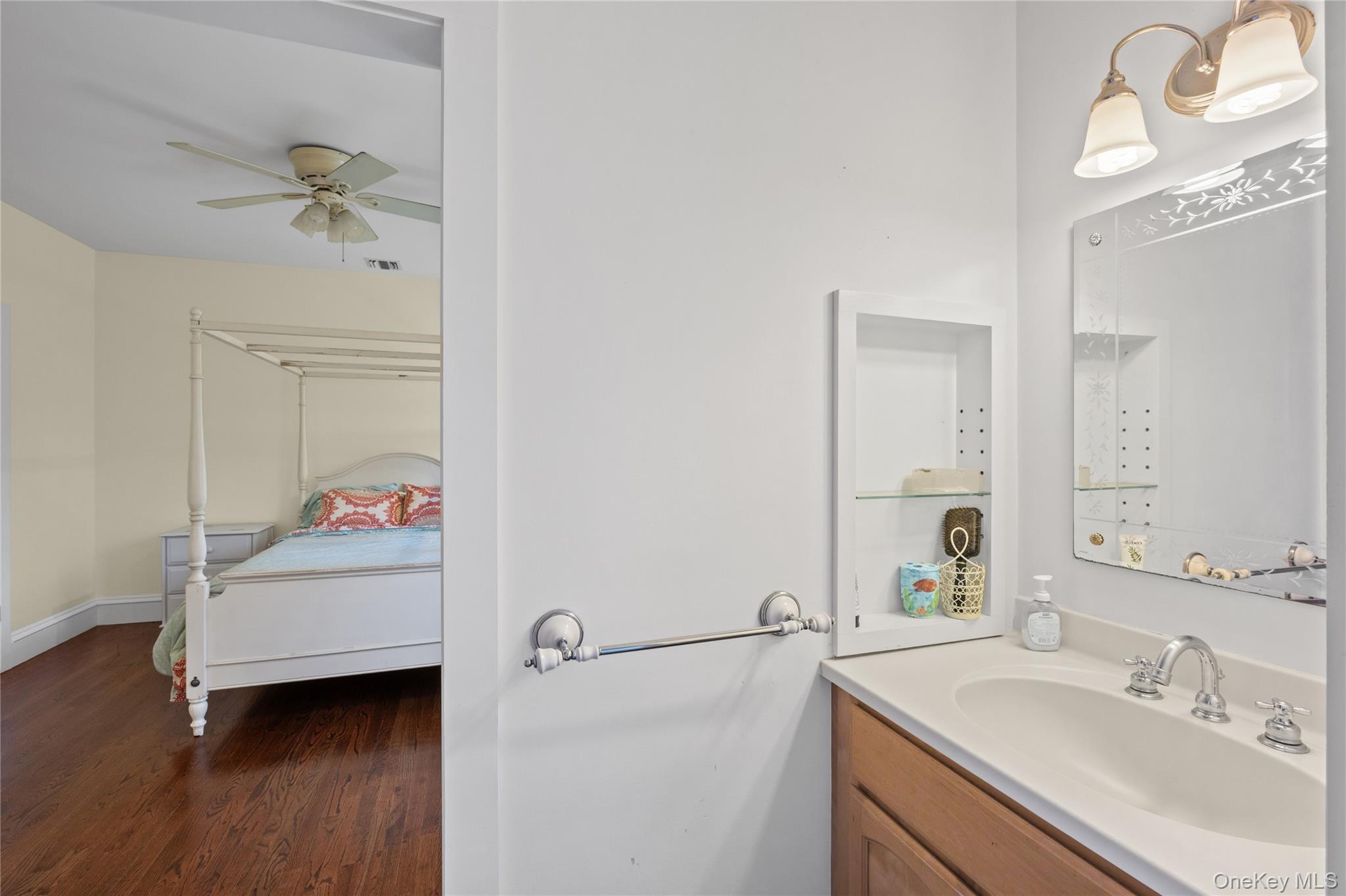 1492 Skunk Lane – For Sale photo 35