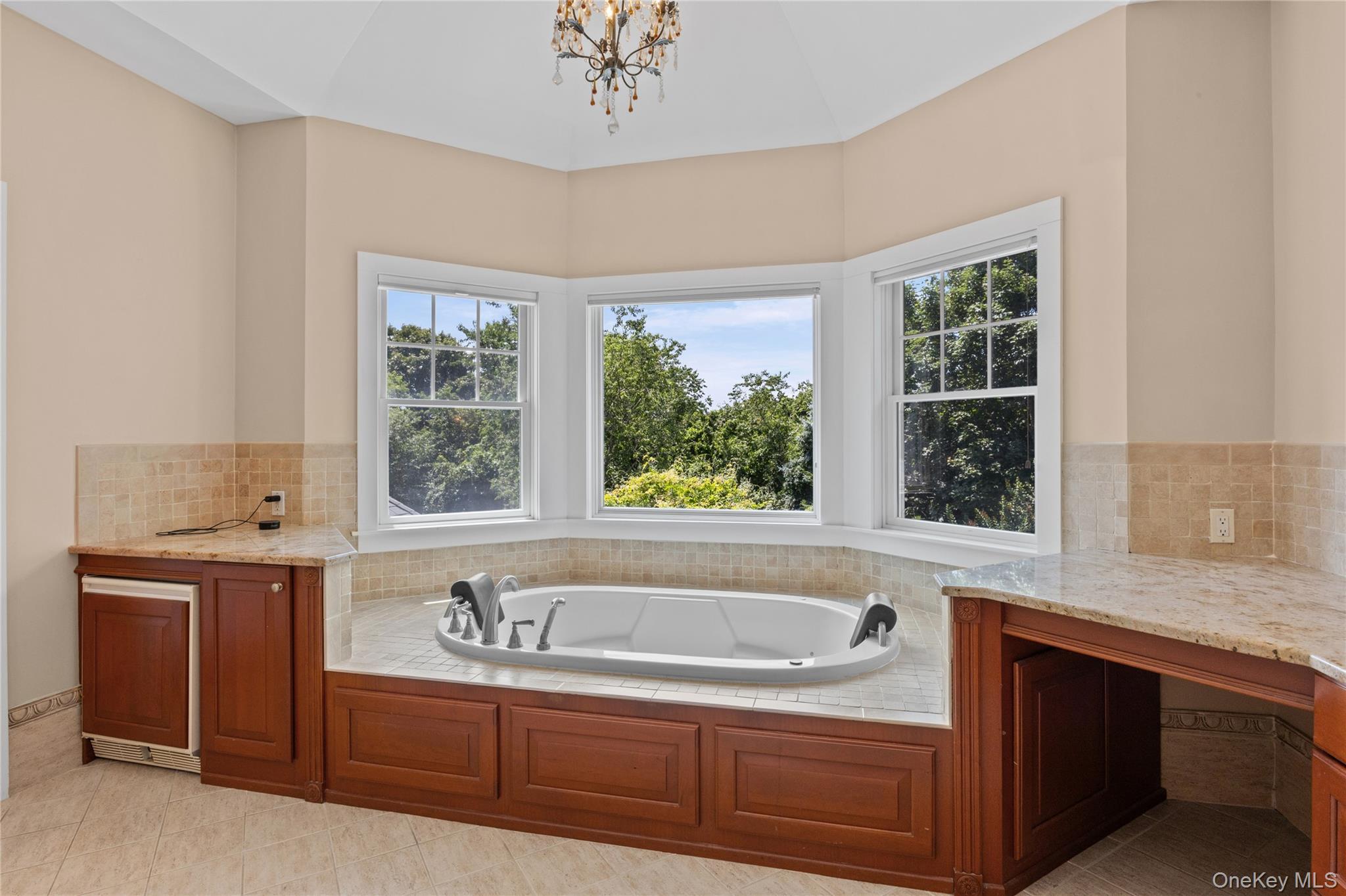 1492 Skunk Lane – For Sale photo 32