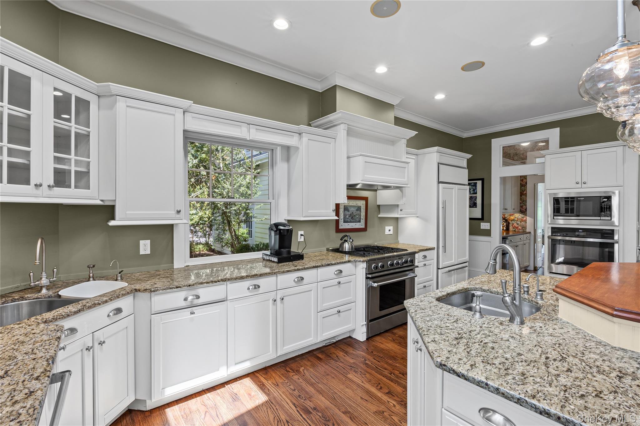 1492 Skunk Lane – For Sale photo 18