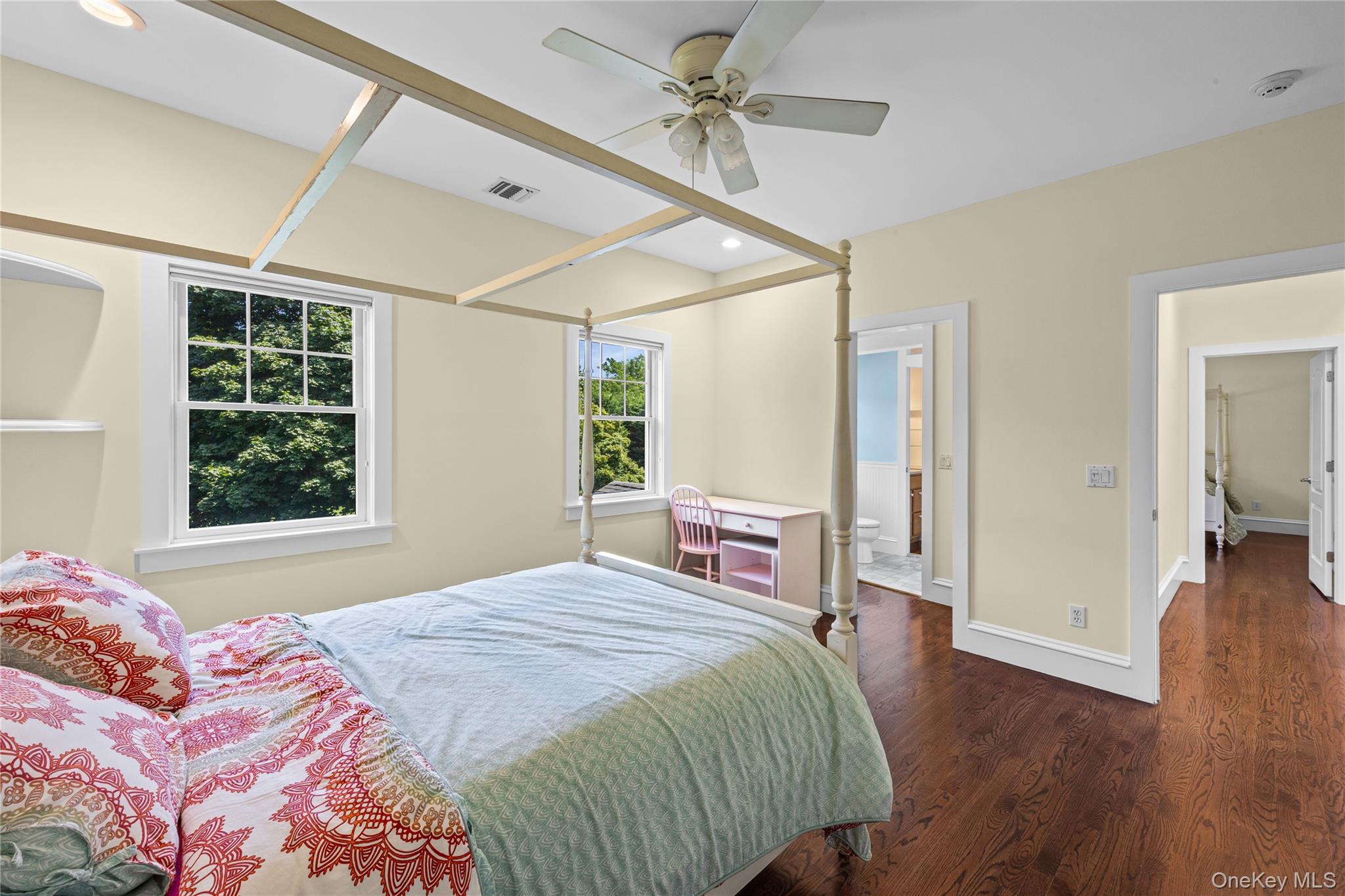 1492 Skunk Lane – For Sale photo 38