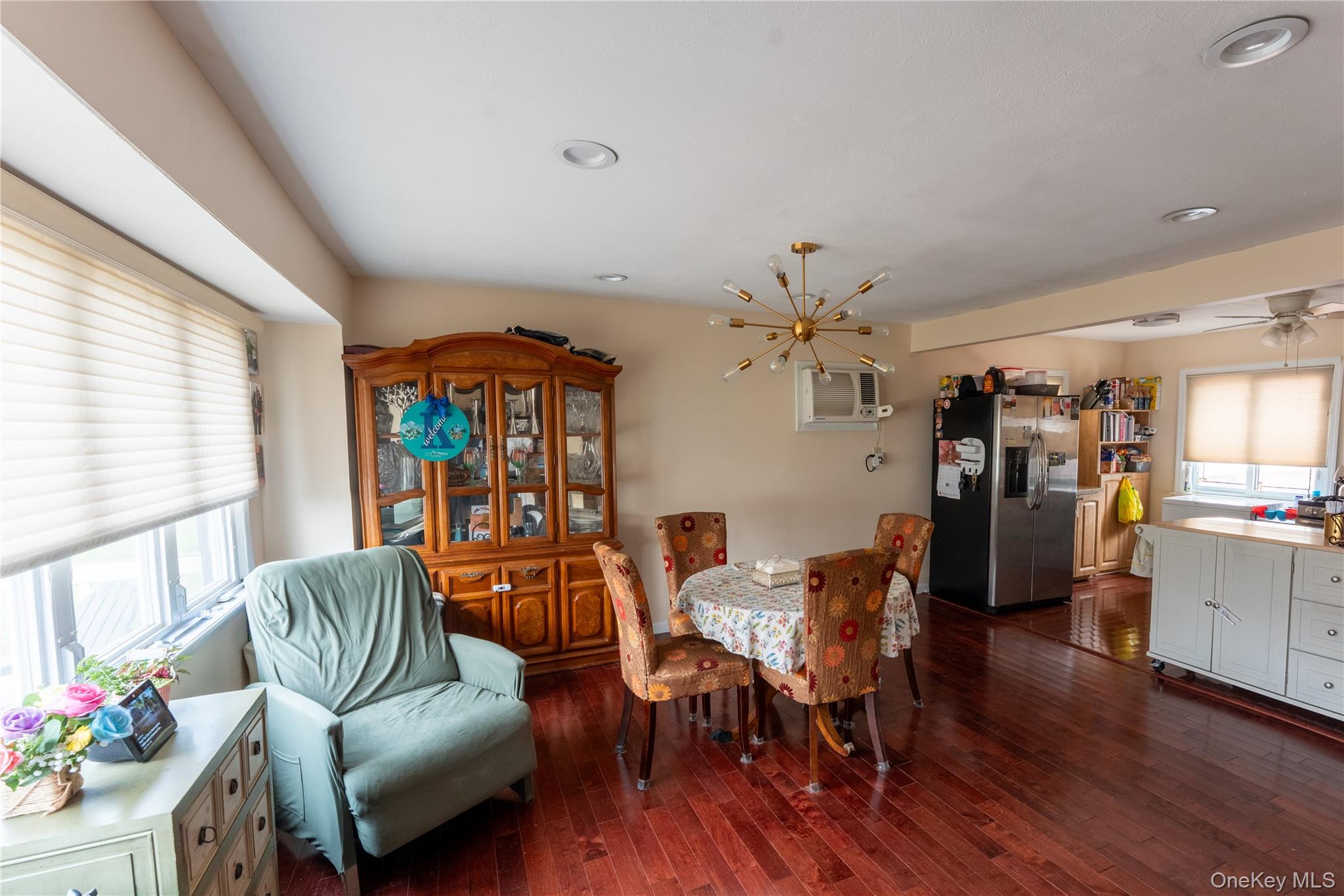 81 Montgomery Avenue – For Sale photo 8