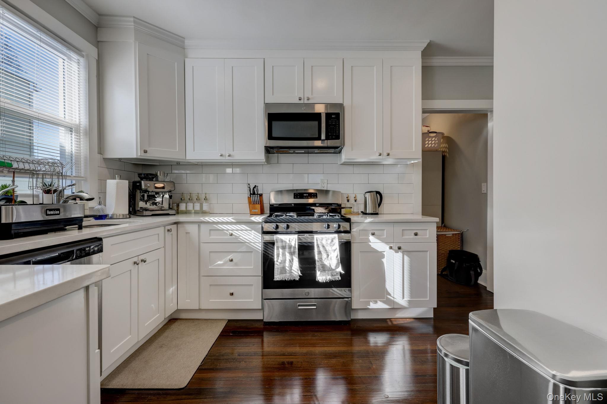 7 4th Street – For Rent photo 11