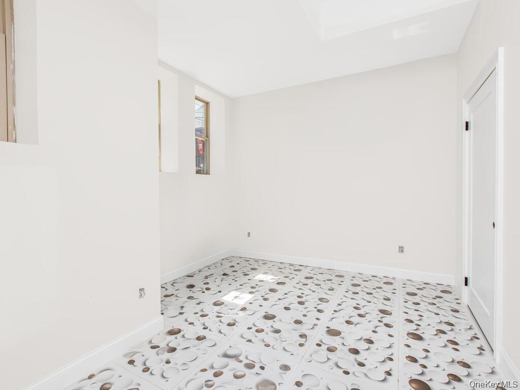 65 W 2nd Street, Unit 8 photo 4